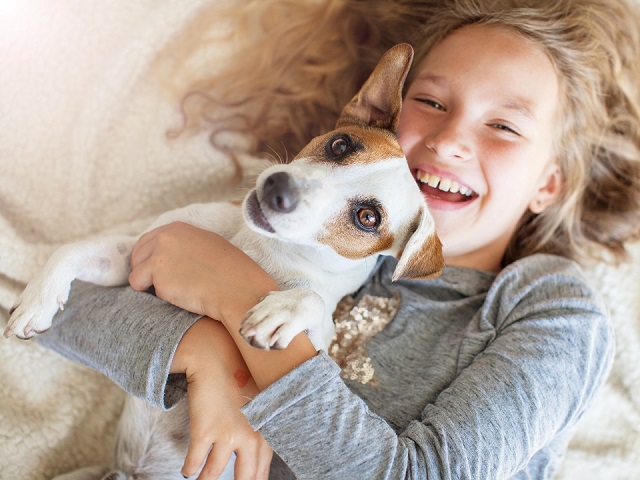 Les bienfaits pour les enfants d’avoir un animal de compagnie